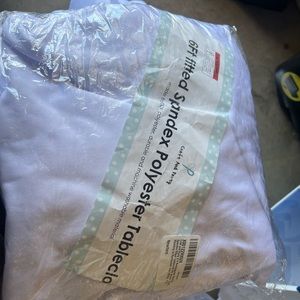 2 white rectangular spandex table cloth